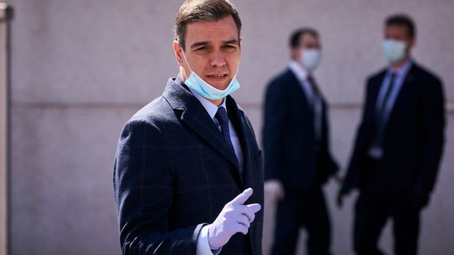Pedro Sánchez, presidente del gobierno español, dice que su país está cerca de dejar atrás la cúspide de la curva de propagación del coronavirus.