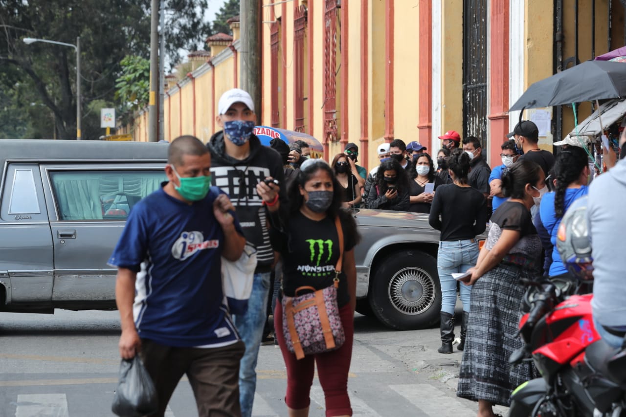 “Entramos al punto crítico”: Guatemala registra un pico de 68 casos de covid-19 y llega a 900