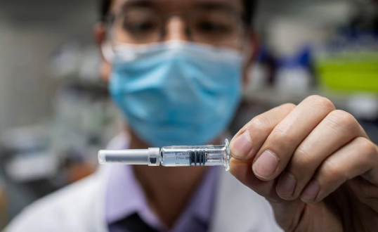 “Visión prometedora”: Estos son los resultados de la primera vacuna contra el coronavirus probada en humanos