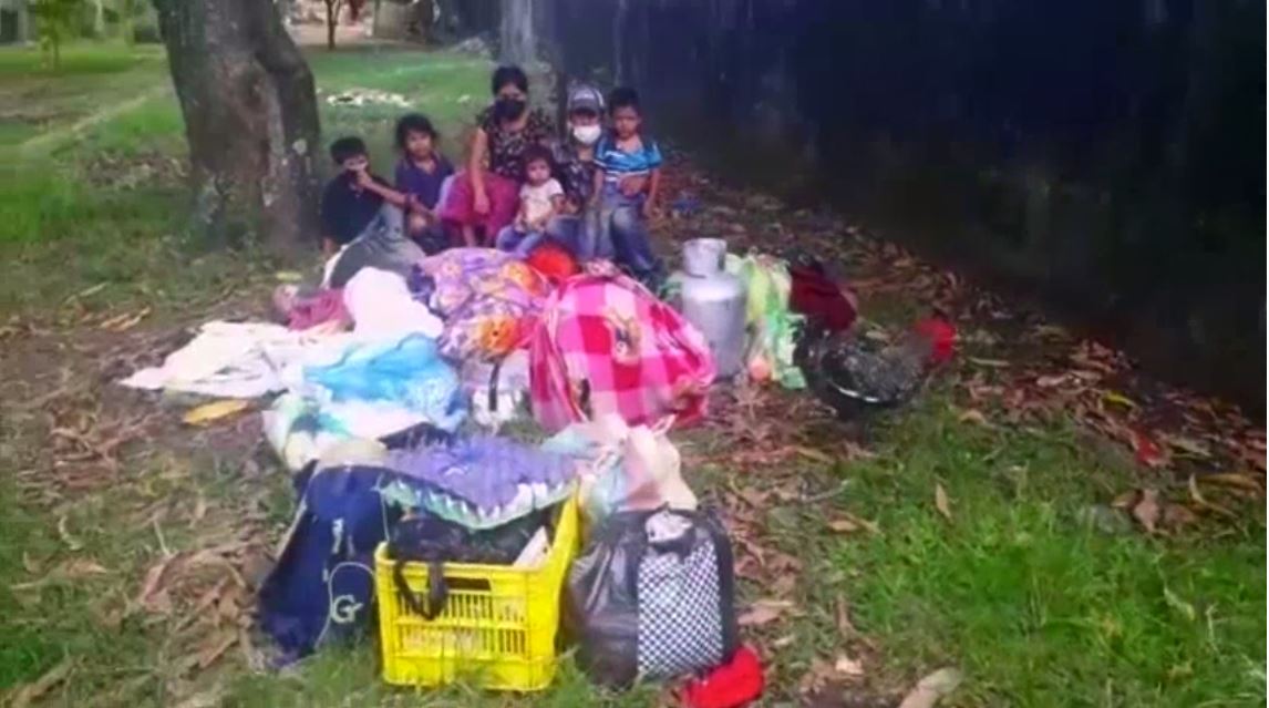 Familia se queda sin donde vivir y clama por ayuda