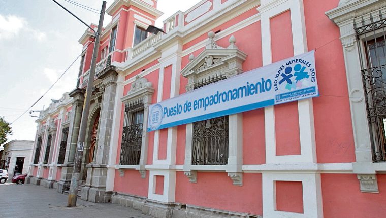 Leopoldo Guerra es destituido del Registro de Ciudadanos del TSE