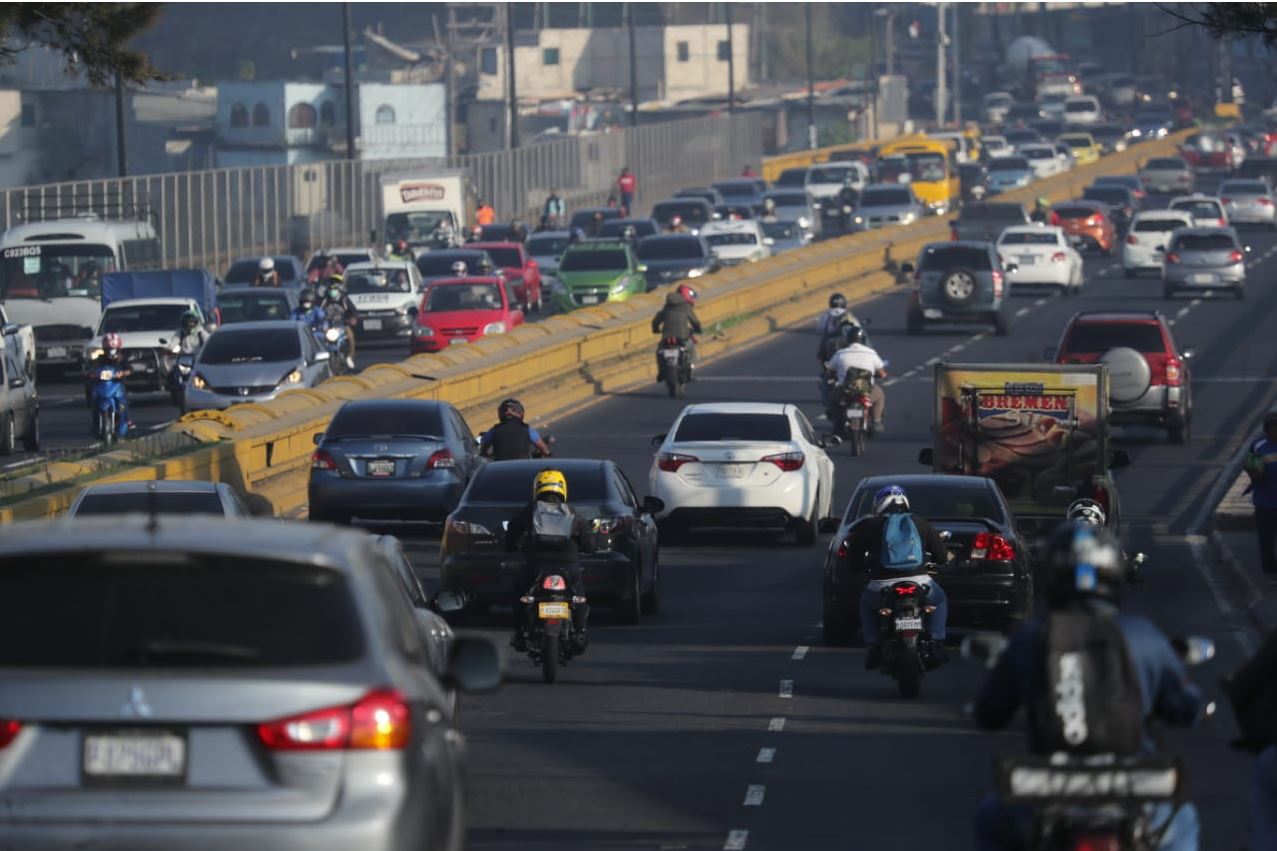 Reportan tránsito lento en ingreso a la capital y operativos por el coronavirus