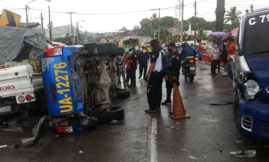 Múltiple colisión afecta al tránsito en el kilómetro 12 de la ruta al Atlántico