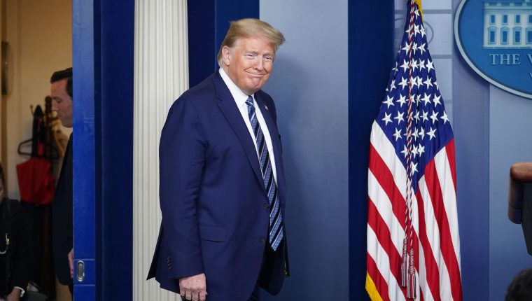 Trump pone freno a trabajadores extranjeros bajo su idea de “Estados Unidos primero”