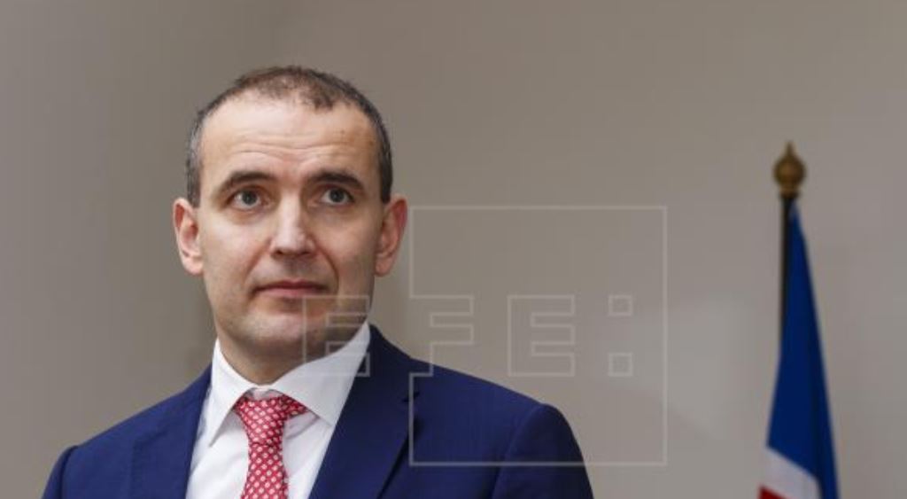 Con el coronavirus prácticamente extinto Islandia retorna a las urnas para elegir su presidente