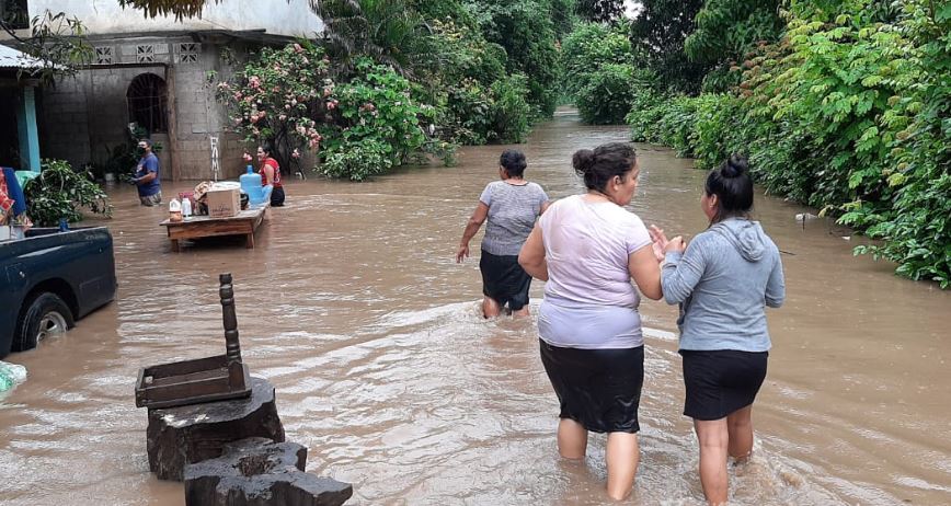 Tres personas fallecidas y desborde de ríos por las constantes lluvias de las últimas horas