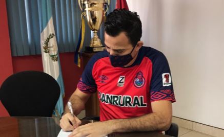 ¡Municipal anuncia el fichaje de Marco Pappa! El volante cumplirá su tercera etapa con el club rojo