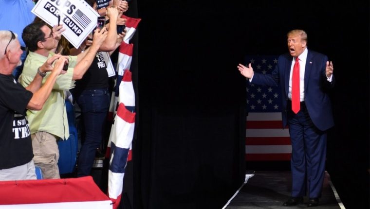 TikTokgate: la “broma” a Trump en TikTok que miles de adolescentes aseguran que hicieron para dejar vacíos los asientos en el mitin de Tusla