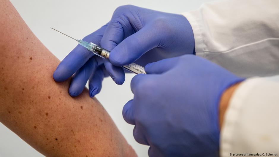 Pruebas de vacuna alemana contra el coronavirus atraen a miles de voluntarios