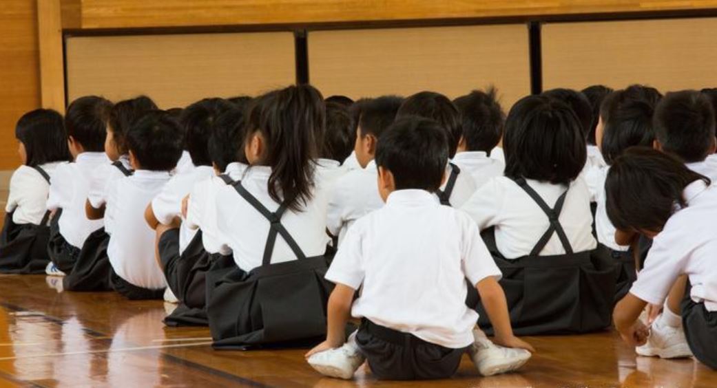 COVID-19: casi 10 millones de niñas y niños podrían quedarse sin ir a clases
