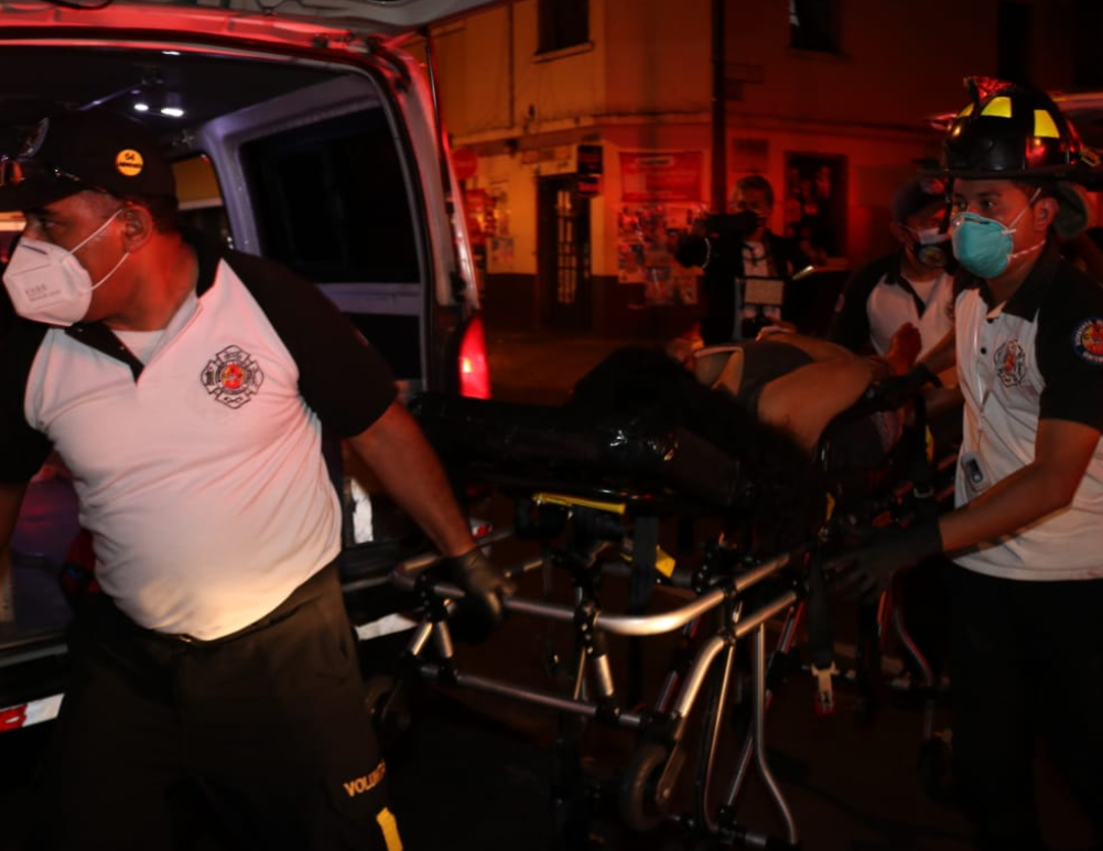 Ataque armado en Canalitos deja dos muertos y al menos nueve heridos, entre ellos varios menores
