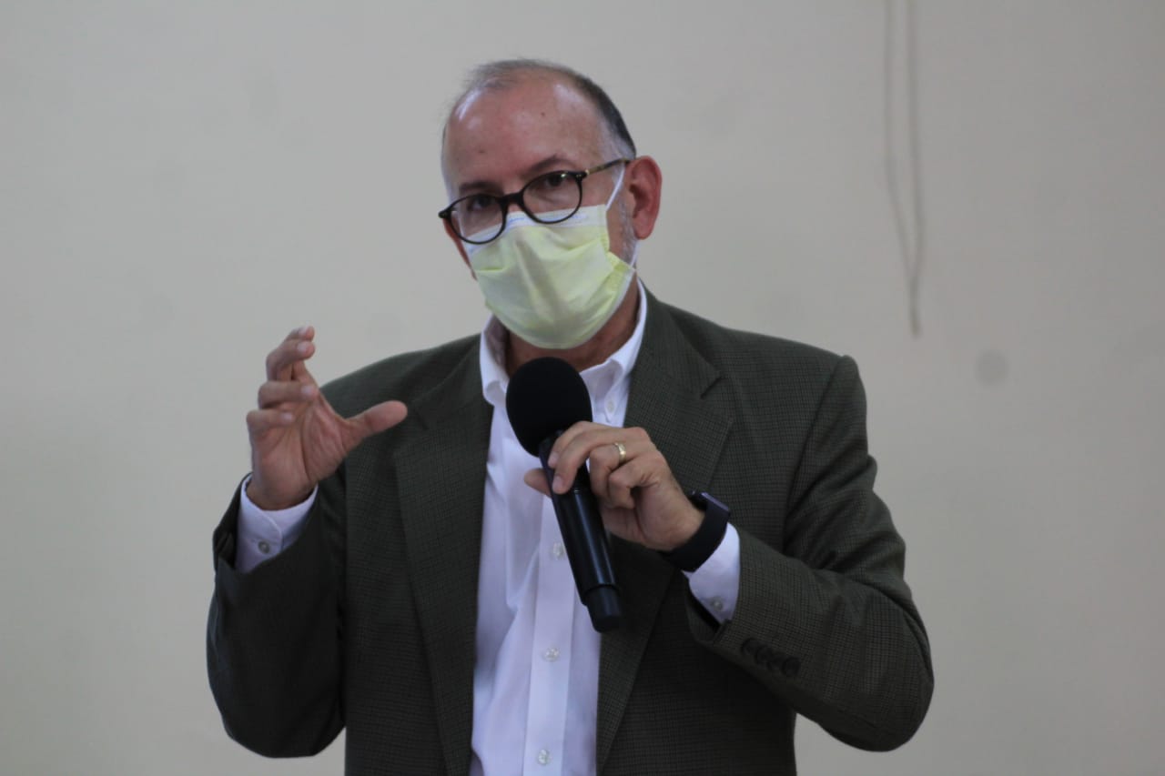 Auditoría de Salud demuestra un desfase en el reporte de casos diarios hechos por el exministro Monroy