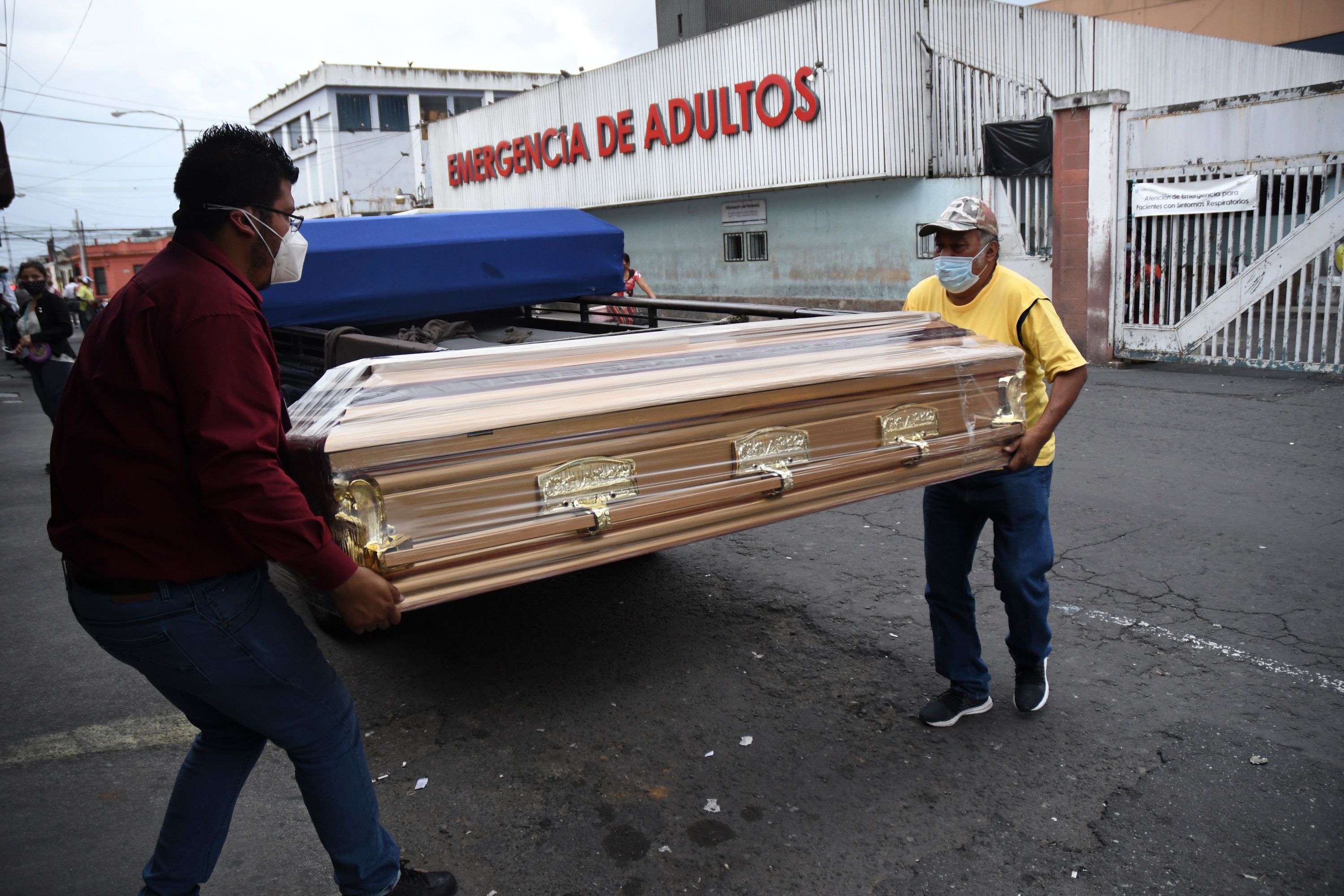 Salud reporta otros 870 contagios de coronavirus y 39 muertos por esa enfermedad