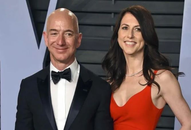 En qué donado Mackenzie Scott, exesposa de Jeff Bezos, US$1 mil 700 millones de su fortuna