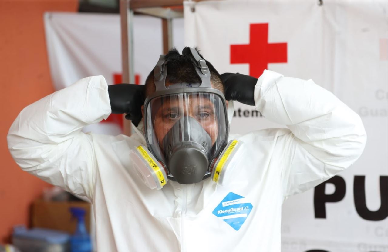 Salud reporta 1 mil 221 casos nuevos de coronavirus en Guatemala y sube la cantidad de pruebas procesadas