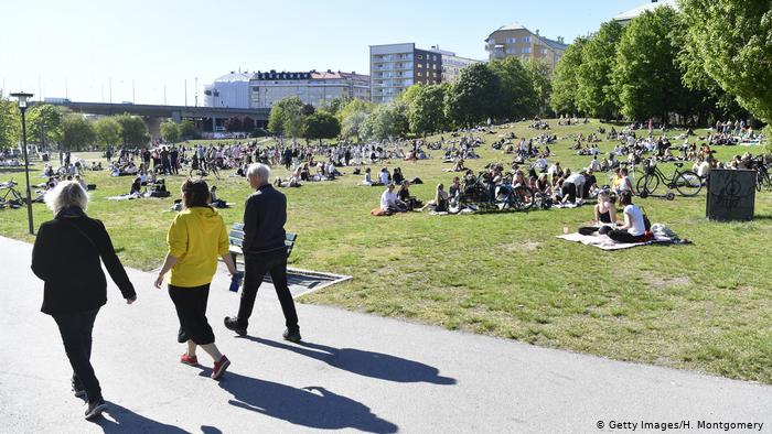 Suecia: “Elegimos estrategia correcta” contra covid-19