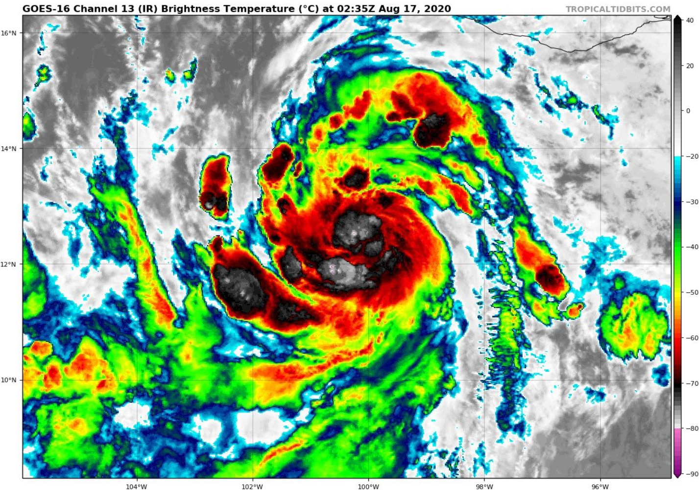 Se pronostica que Genevieve se intensifique a huracán al sur de las costas de Michoacán. (Foto Prensa Libre: @StormBarretto)