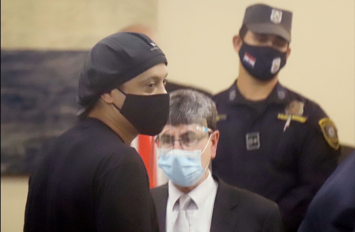 Esto deberán pagar Ronaldinho Gaúcho y su hermano luego de haber recuperado su libertad