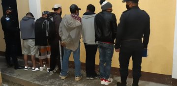 ¿Sabe cuántas personas han sido detenidas por participar en fiestas clandestinas durante la pandemia de coronavirus?