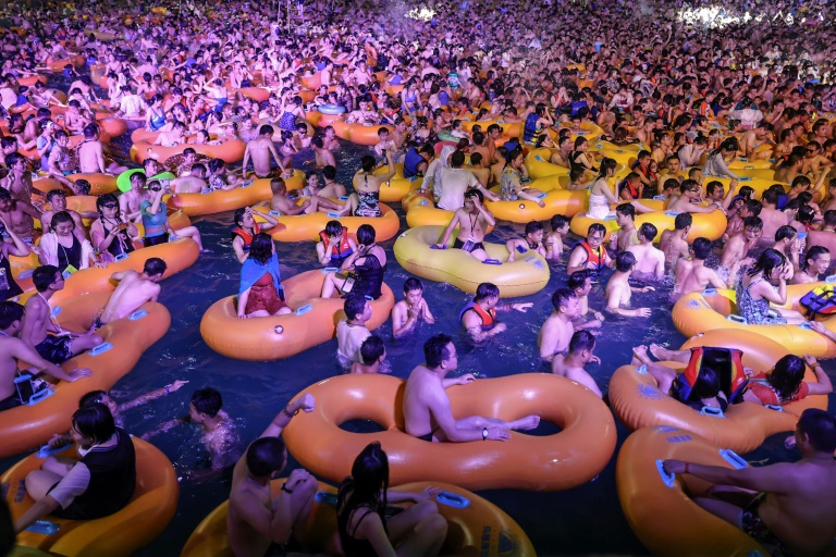 Coronavirus: China responde a las críticas sobre la polémica de las fotos de la macrofiesta en Wuhan
