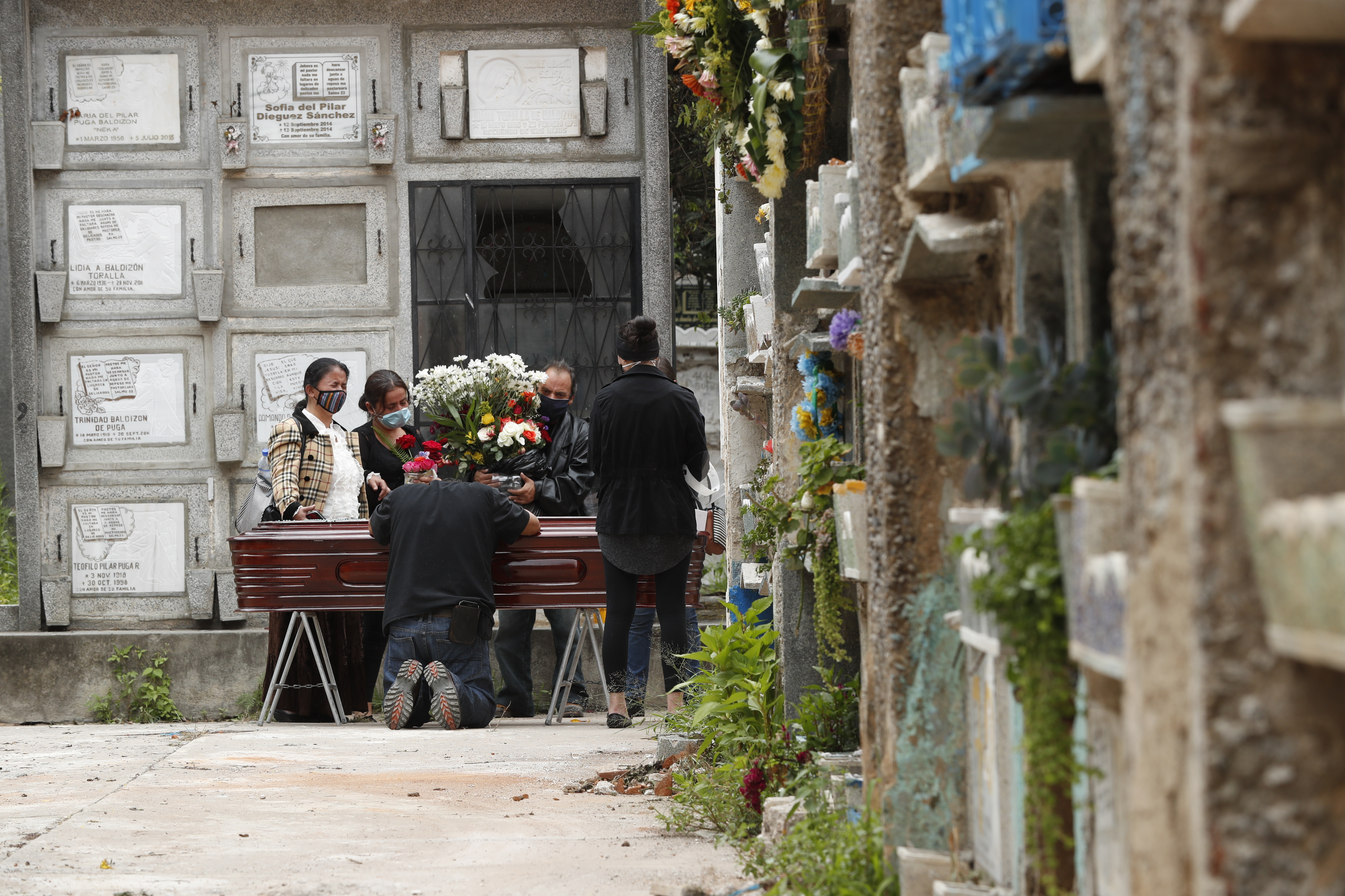 OMS prevé una prolongada pandemia, que deja casi 200.000 muertos en América Latina