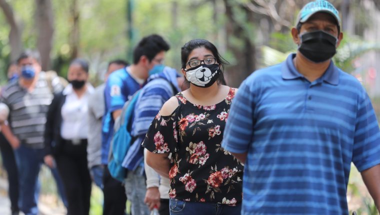 Entérese por qué este estudio avala la eficacia de las mascarillas de tela y cómo pueden ayudar a reducir muertes por covid-19