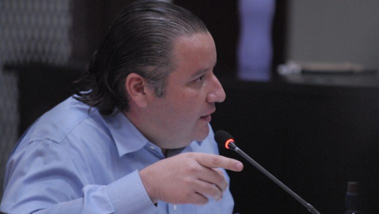 Roberto Barreda, implicado en caso Siekavizza, fallece de covid-19; Inacif confirma identidad