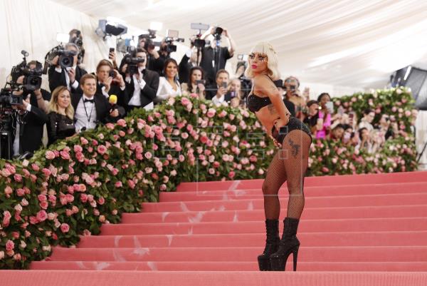 Lady Gaga y Ariana Grande lideran unos particulares VMA marcados por el COVID