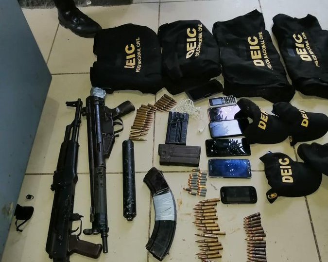 Matan a un policía y hieren a otro en Jutiapa; detenidos llevaban chalecos de PNC y fusiles
