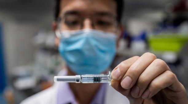 La farmacéutica Moderna anuncia “precio de pandemia” para su vacuna contra el coronavirus