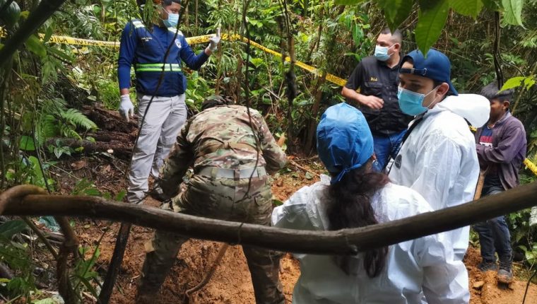 La fosa común descubierta en Panamá mientras se investigaba una secta religiosa acusada de “violación y maltrato de menores”