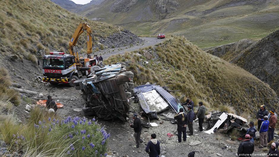Un accidente deja al menos 19 muertos y 17 heridos en Bolivia, el más grave del año