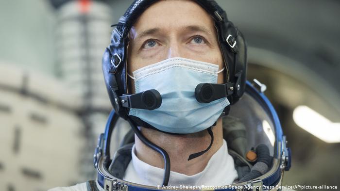 Astronautas rusos desconfían de la vacuna rusa contra COVID-19