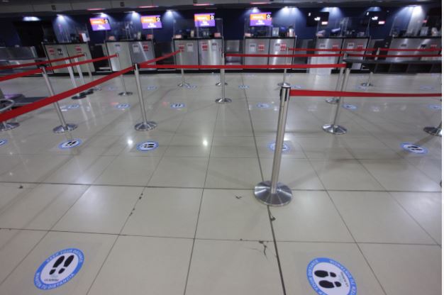 Coronavirus: Así son los lineamientos que deben cumplir viajeros en el Aeropuerto La Aurora y las fronteras del país