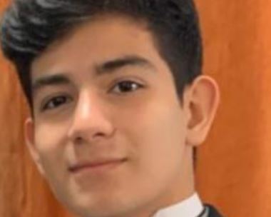 Familia pide ayuda para localizar a Antonio Bayer Aguilar, el joven que fue arrastrado por alfaque durante paseo