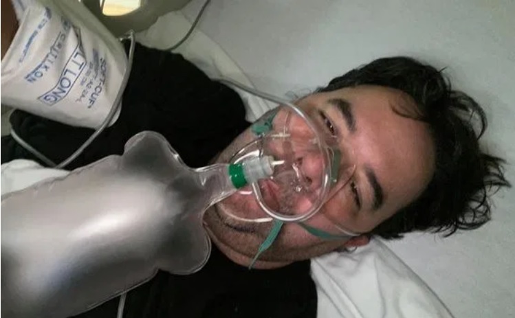 Se contagió de coronavirus por su hijo, pasó 45 días en el hospital, sobrevivió, pero ahora debe US$1 millón