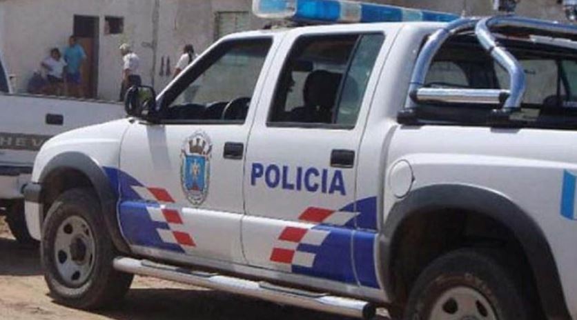 Argentina: padre e hijo se batieron a duelo con cuchillos y terminaron los dos muertos a causa de una discusión