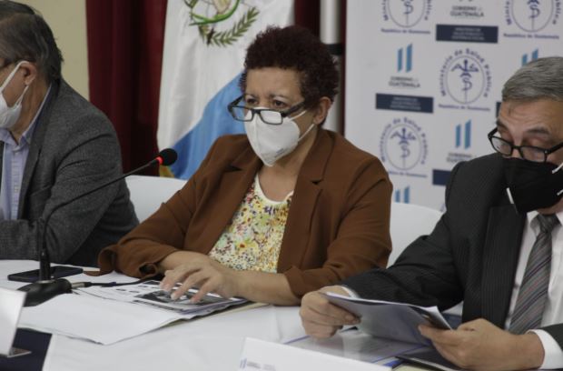 Salud lanza advertencia sobre relajamiento de la prevención por el covid-19 y reporta 44 fallecidos en esa institución