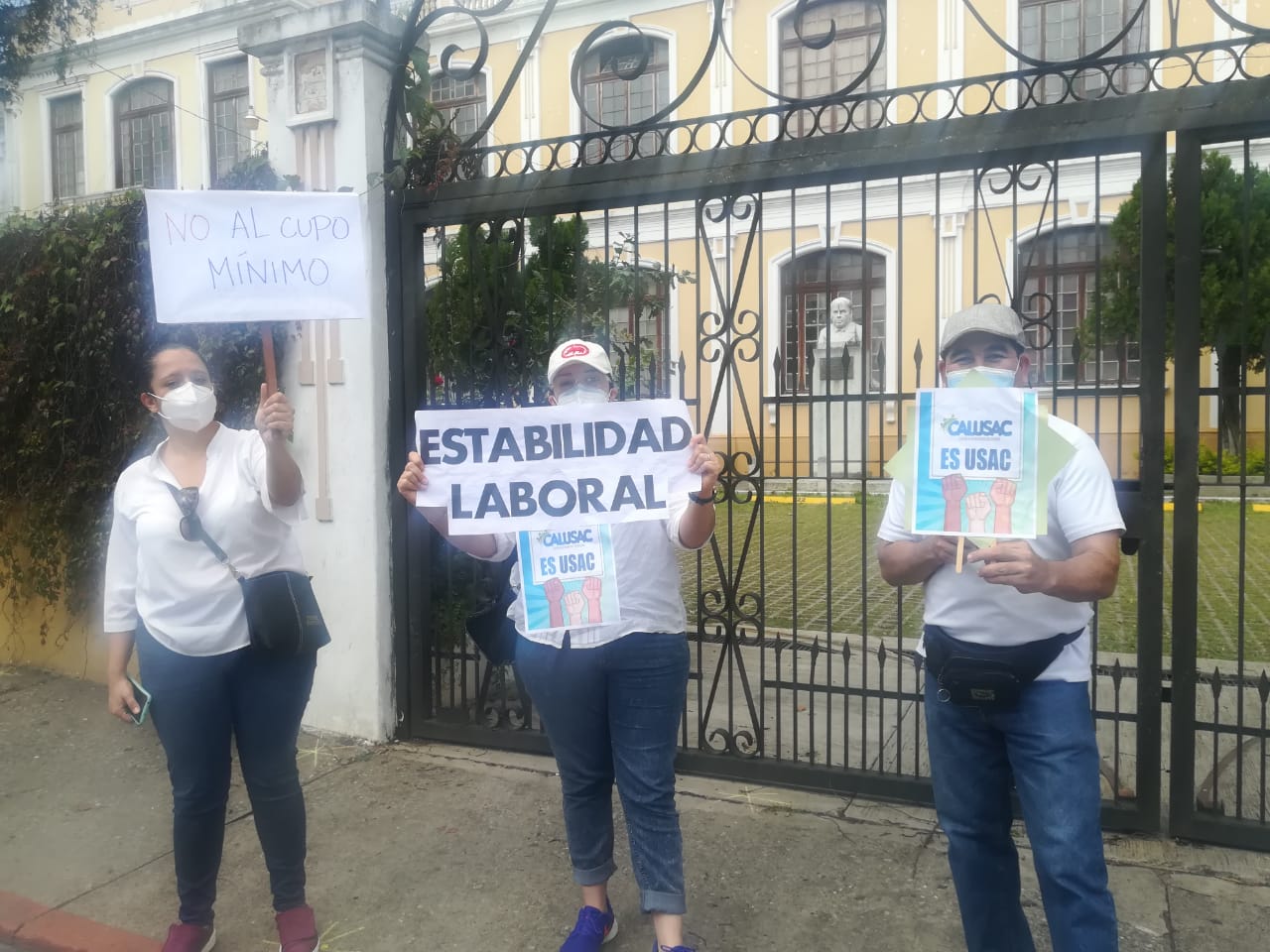 Trabajadores de Calusac exigen respeto a sus derechos en conmemoración del día de independencia