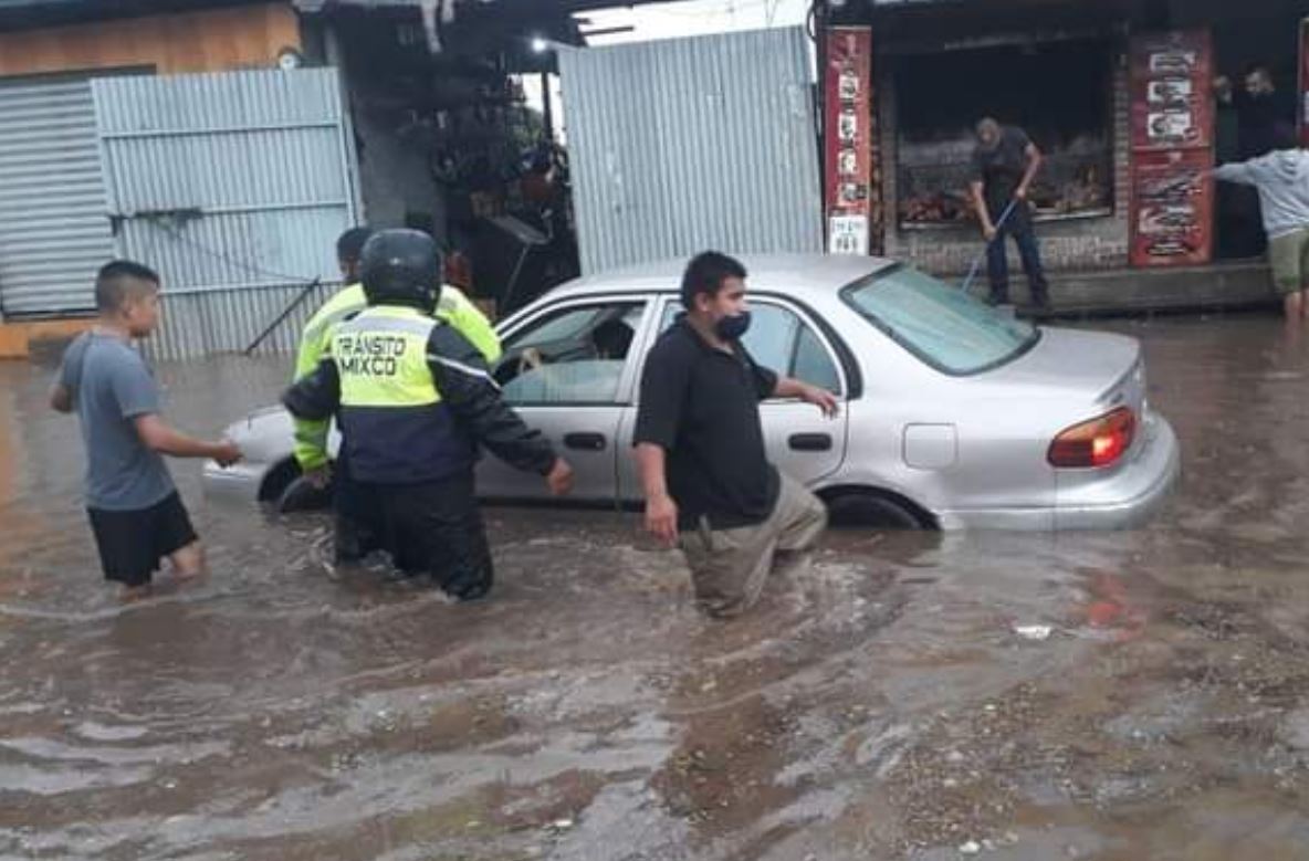 Inundaciones, caída de árboles y derrumbes por fuerte lluvia y viento de este domingo 13 de septiembre