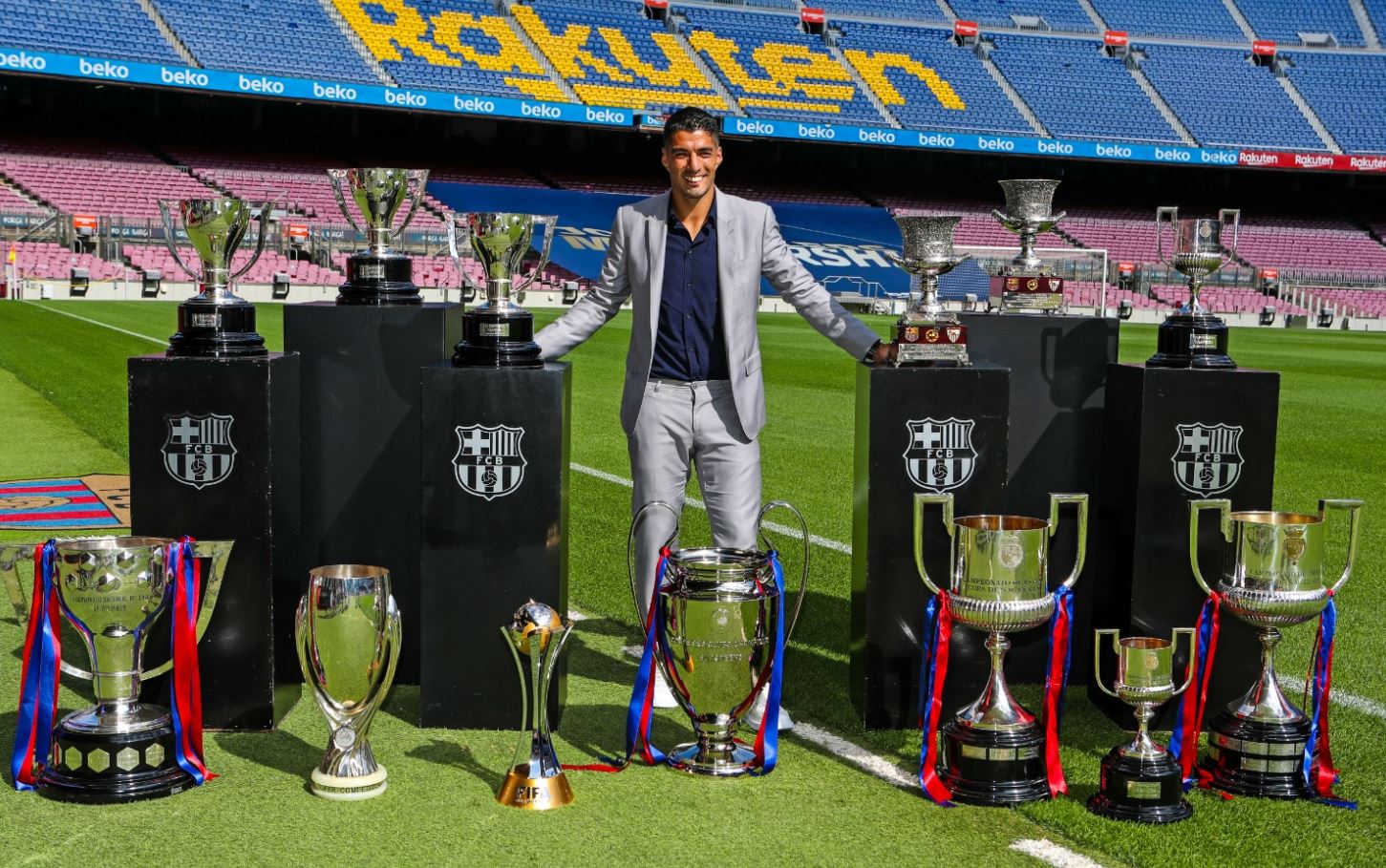 Luis Suárez le dice adiós al FC Barcelona “orgulloso” y entre lágrimas
