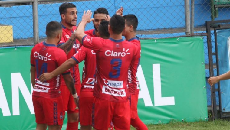 Municipal vence a Sanarate con una genial actuación de Ramiro Rocca, el nuevo goleador rojo