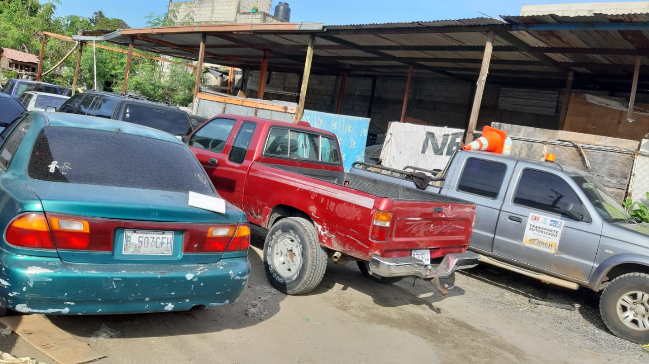 Cae banda que robaba carros estacionados durante las madrugadas y los vendía a bajo costo