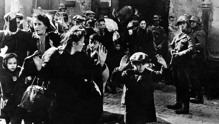 Cómo los judíos confinados en el gueto de Varsovia lograron vencer una epidemia de tifus