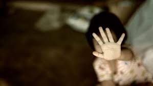Condenan a 58 años de cárcel a hombre que violó a su hija menor de edad
