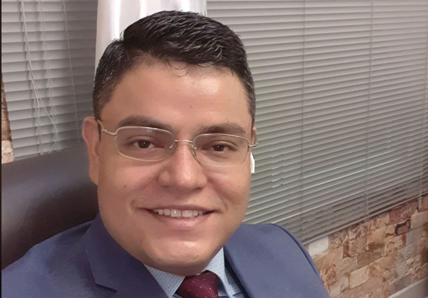 Waldo Alvizurez, juez Penal de San Benito, Petén, muere baleado en un restaurante