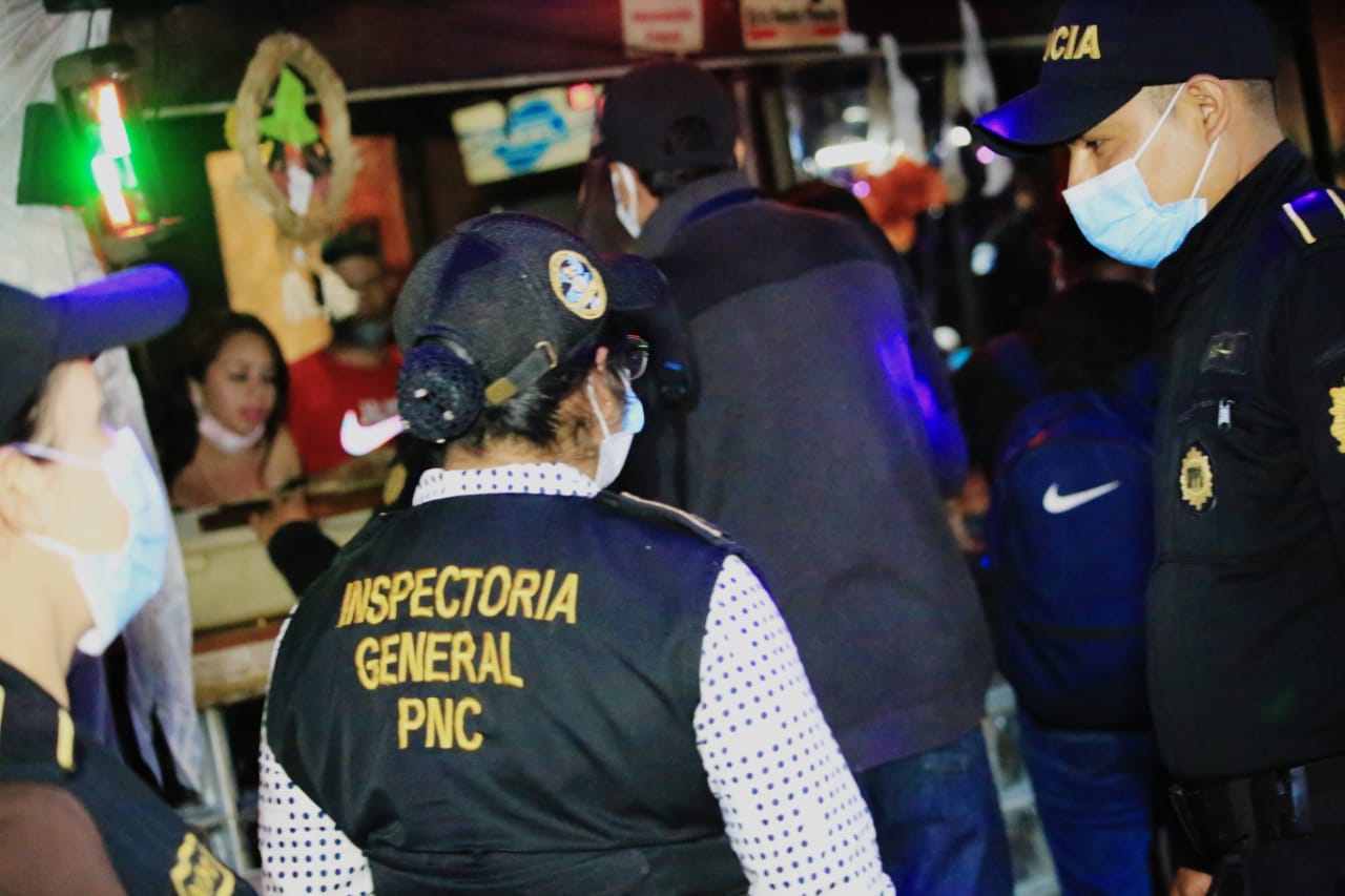 Autoridades verifican que centros nocturnos de la ciudad cuenten con registros sanitarios