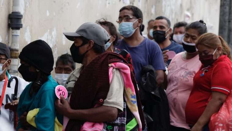 Guatemala registra 620 casos nuevos de coronavirus y otros 5 decesos