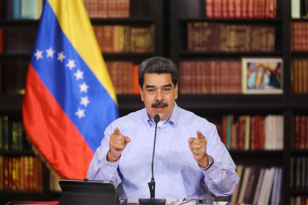 Maduro dice que su hijo participará en pruebas de la vacuna Sputnik V