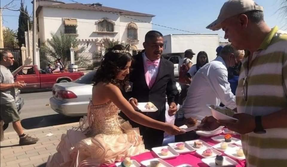 Sin fiesta y sin Vals: La quinceañera que celebró su cumpleaños con un banquete para personas de la calle